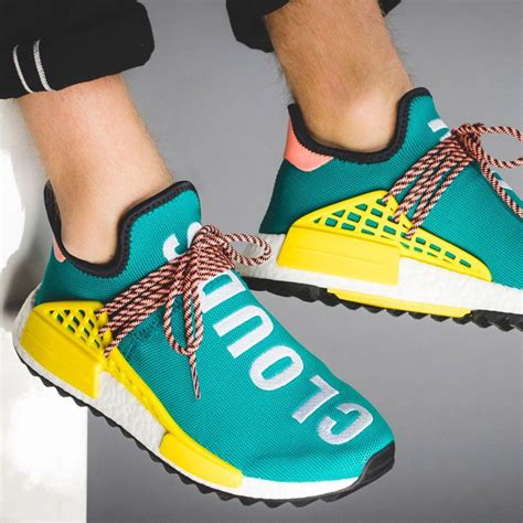 human race shoes women